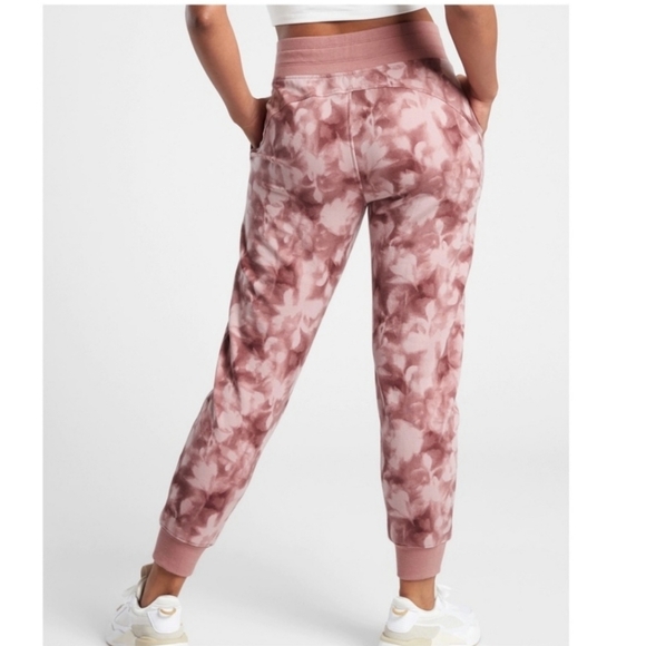 Athleta Balance Printed Jogger Small - Picture 2 of 7